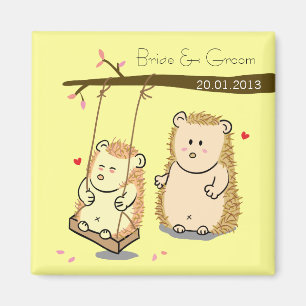 Schattig stel egels bij boom schommel huwelijksgun magneet