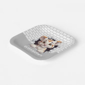 Schattig tijgerwelpje dat licht grijs feestje erui papieren bordje (Gebogen)