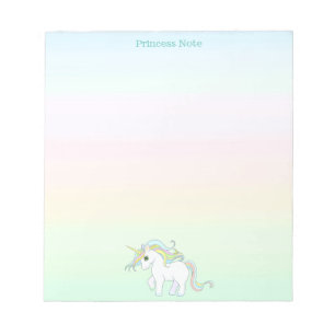 Schattig tover eenhoorn op pastelkleuren notitieblok
