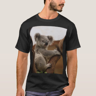 Schattig uitziende Koala op de tak Mannen T-shirt