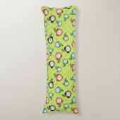 Schattig wekker groen rood patroon lichaamskussen (Voorkant Verticaal)