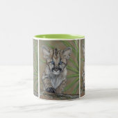 schattig wildlife afbeelding van cougar grote cat tweekleurige koffiemok (Center)