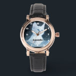 Schattig wit kitten met  blauwe ogen horloge<br><div class="desc">Een horloge met een schattige foto van een wit kortharig katje met helderblauwe ogen. Ik staar in de verte. Poten gekruist in de typische kitty cat mode.</div>