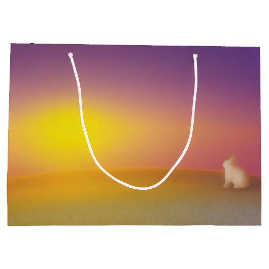 Schattig wit konijn op grasheuvel bij zonsopgang groot cadeauzakje (Achterkant)