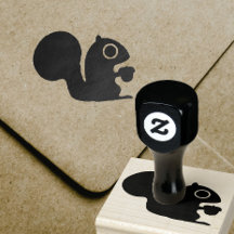 Schattig Woodland Eekhoorn met Nut