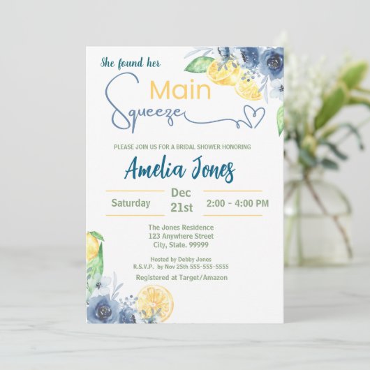 Schattig Ze Heeft Haar Hoofdliefde Bruidsfeest  Kaart (Staand voorkant)