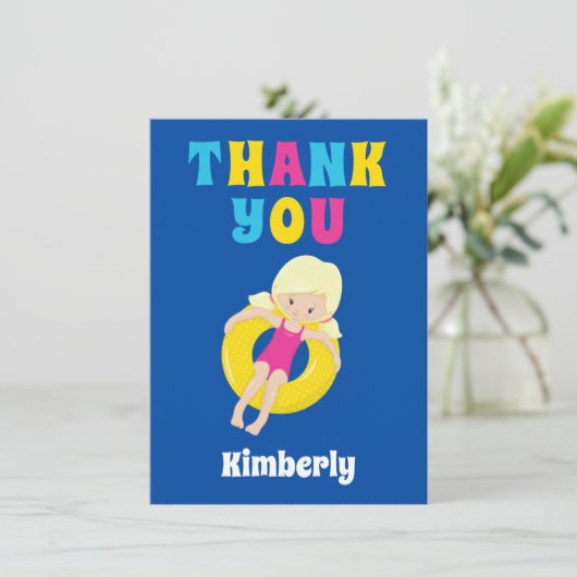 Schattig Zwembad Blond Meisje Aangepaste Kinderen  Bedankkaart (Staand voorkant)