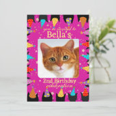 Schattige aangepaste foto roze kat verjaardagsfees kaart (Staand voorkant)