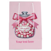 Schattige aanpasbaar Het is een meisje baby shower Medium Cadeauzakje (Achterkant)