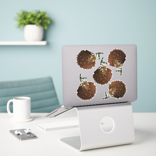 Schattige Afro-Amerikaanse Jongens Sticker (Laptop op bureau)