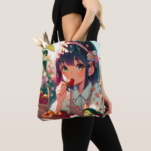Schattige anime meisje eten aardbeien | Zomerdag Tote Bag (Dichtbij)