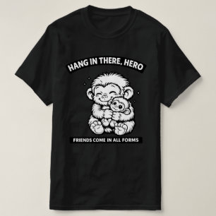 Schattige apen die vrienden omhelzen komen in alle t-shirt