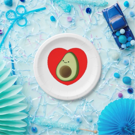 Schattige Avocadocartoon in Rode Hart Papieren Bordje (Feest)