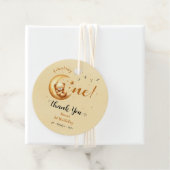 Schattige Baby Beer slaapt op de eerste verjaardag Bedankjes Labels (In situ)