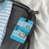 Schattige Baby Boy met Fopspeen in een Sling Bagagelabel