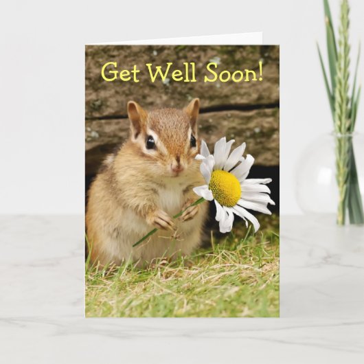 Schattige Baby Chipmunk met Daisy - Get Well Soon! Kaart (Voorkant)
