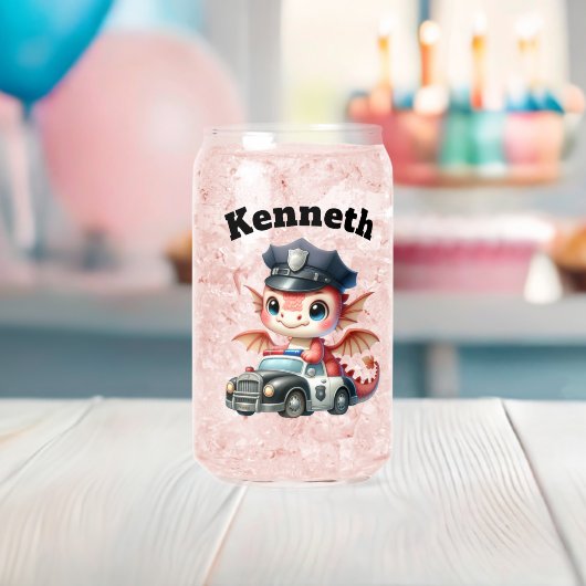 Schattige baby-draak in politieauto op patrouille blikvorm glas (Insitu (Baby Shower))