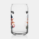 Schattige baby-draak in politieauto op patrouille blikvorm glas (Links)