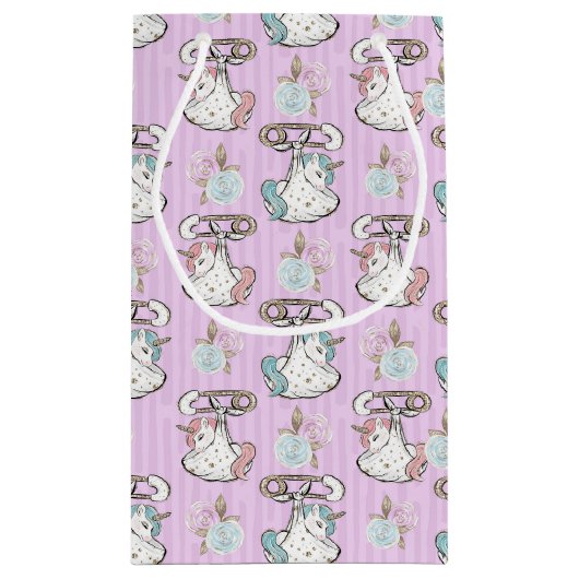 schattige baby eenhoorn klein cadeauzakje (Achterkant)