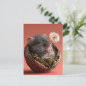 Schattige Baby-muis die in een walnootschelp slaap Feestdagenkaart (Staand voorkant)