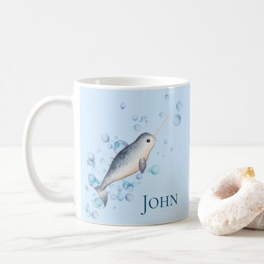 Schattige baby Narwhal oceaan Bubbles Koffiemok (Met donut)