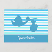 Schattige Baby shower Blauwe Gestreepte Jongen met Uitnodiging Briefkaart (Voorkant)