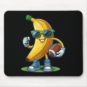 Schattige banaan speelt voetbal fruitliefhebber vo muismat