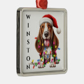 SCHATTIGE BASSETT HOND MET KERSTVERLICHTING METALEN ORNAMENT (Rechts)