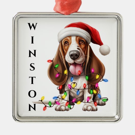 SCHATTIGE BASSETT HOND MET KERSTVERLICHTING METALEN ORNAMENT (Voorkant)