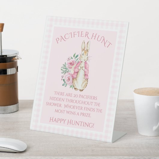 Schattige Beatrix Potter Konijn Roze Bloemen Baby  Reclamebord Met Voetstuk (Insitu)