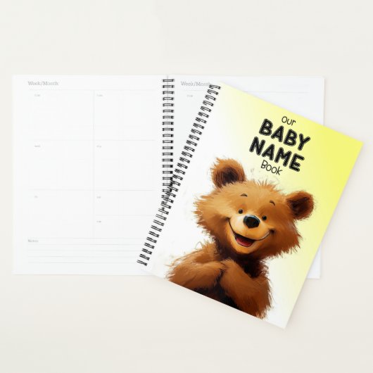 Schattige Beer Baby Naam Boek Planner (Display)