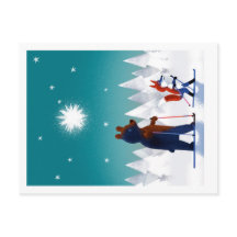 Schattige Beer en Fox skiën onder de sterrenhemel 