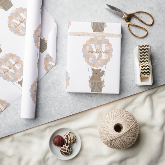 Schattige Beer Hete Luchtballonnen Monogram Gender Cadeaupapier (Crafts)