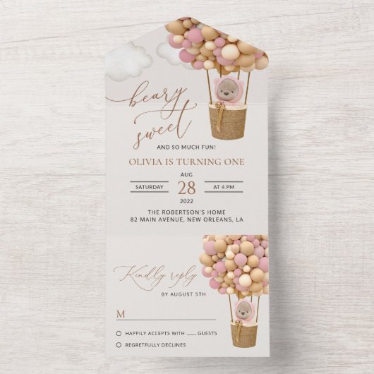 Schattige Beer, roze ballonnen, eerste verjaardag All In One Uitnodiging (Binnen)