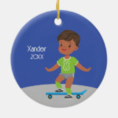 Schattige Black Boy Skateboard Keramisch Ornament (Achterkant)