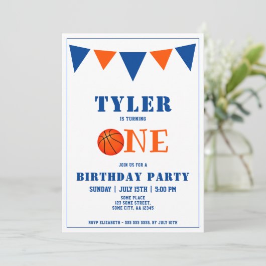 Schattige Blauw Basketbal 1e Verjaardagsfeest Kaart (Staand voorkant)