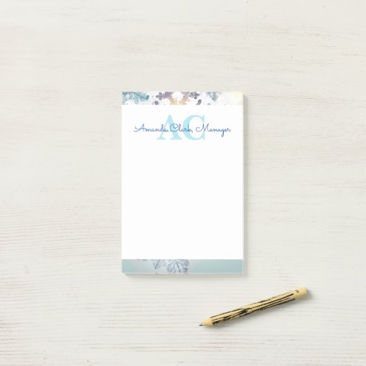 Schattige blauw gepersonaliseerd monogram naam post-it® notes (Op bureau)