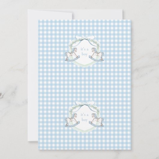 Schattige blauw schommelpaard Gingham Baby Jongens Kaart (Achterkant)