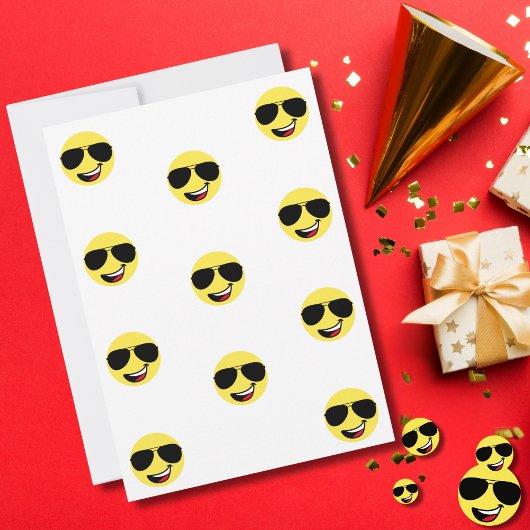 Schattige blij gezicht, vliegenierbril, leuke eers kaart