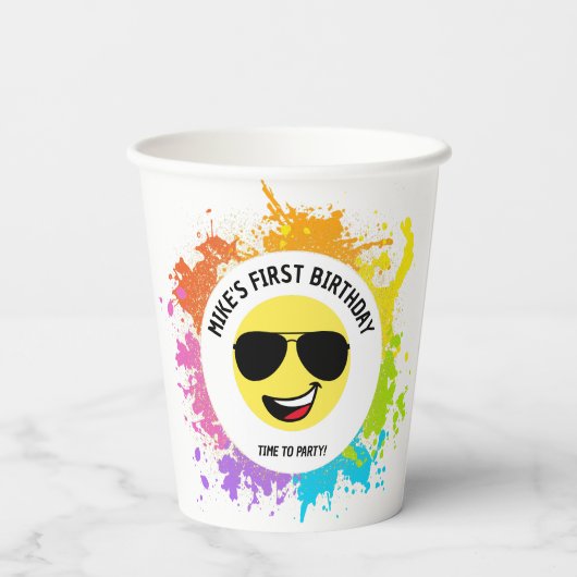 Schattige blij gezicht, vliegenierbril, leuke eers papieren bekers (Achterkant)