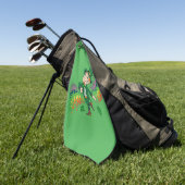Schattige blije lachende dansende kabouter, een re golfhanddoek (Groen)