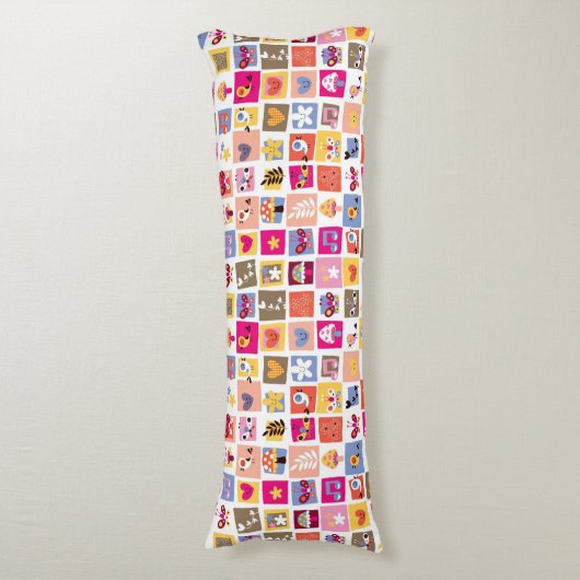 schattige bloemen, vogels, harten vierkanten patro lichaamskussen (Voorkant Verticaal)