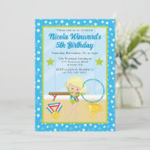 Schattige blond haar meisje gymnast kids verjaarda kaart (Staand voorkant)