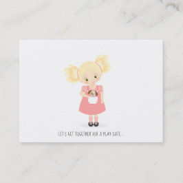 Schattige blond meisje en puppy spelen datumbelkaa contactkaartje