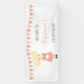 Schattige Blond Verjaardagsmeisje en Puppy Spandoek (Verticaal)