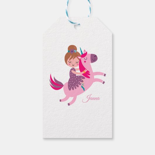 Schattige blondine haired meisje rijden op een een cadeaulabel (Achterkant)