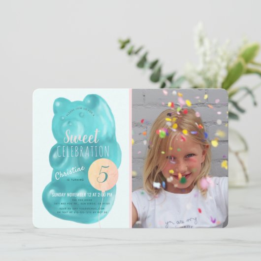 Schattige Blue Gummy Beer Sweet Snoep Foto Verjaar Kaart (Staand voorkant)