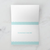 Schattige Boot op Ocean Waves Custom Verjaardag Kaart (Binnen)