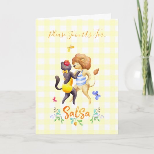Schattige bosleeuwen dansen salsa geel gingham (Voorkant)
