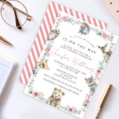 Schattige bosrijke bosdieren baby meisje douche kaart